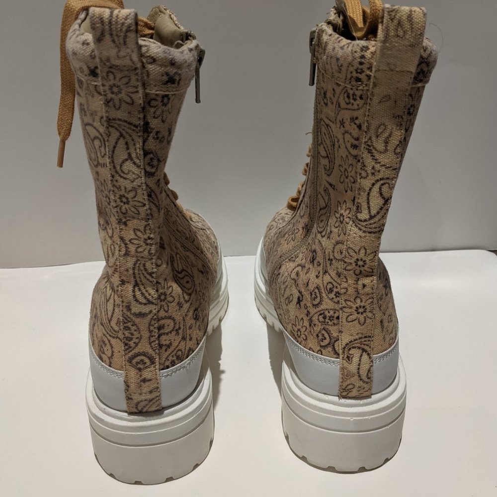 LAST DAY Free People Paisley Canvas Lace-up Hiker Design Boots NWOT Size 7 - Picture 4 of 11